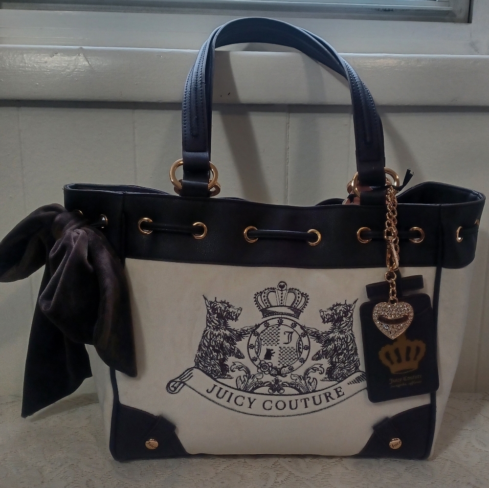 Juicy Couture Scottie Tote - Picture 3 of 9